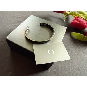 Olux Black Magnetic Bracelet